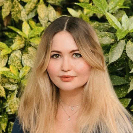 Portraitfoto von Kathinka Enderle