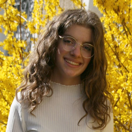 Portraitfoto Lisa Mauracher